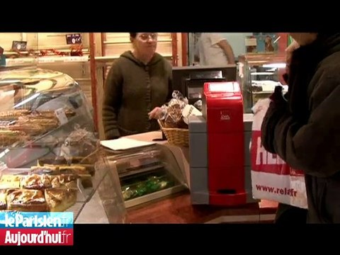 A Paris, on peut payer sa baguette dans des caisses automatiques