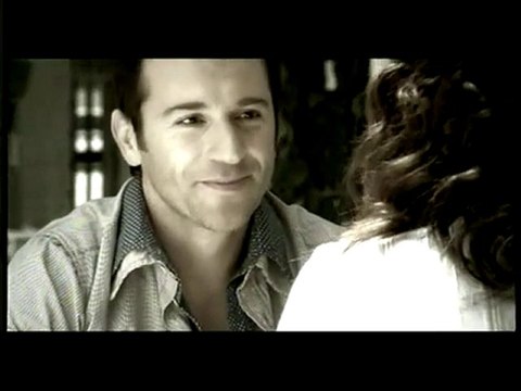 Uğur Arslan - Bir Ayrılığın İlk Günü ( Sanırım )