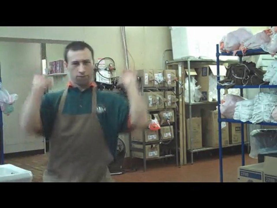 YaYa's worker Lets loose at work!!!!!!!!!!!!!!!!!!