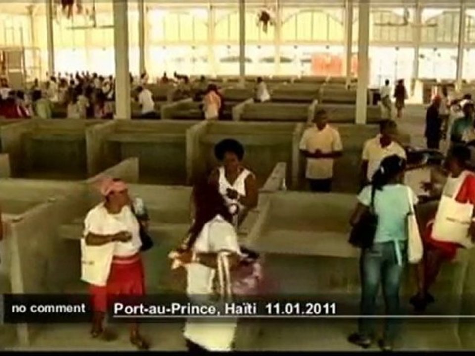 Bill Clinton visits Haiti - no comment