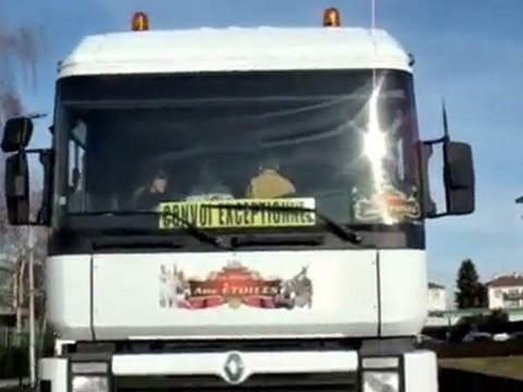 Tarbes - Le cirque La piste aux étoiles est arrivé