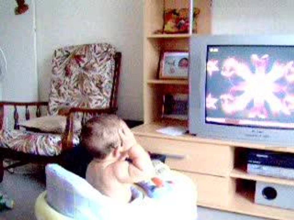 linving in the video