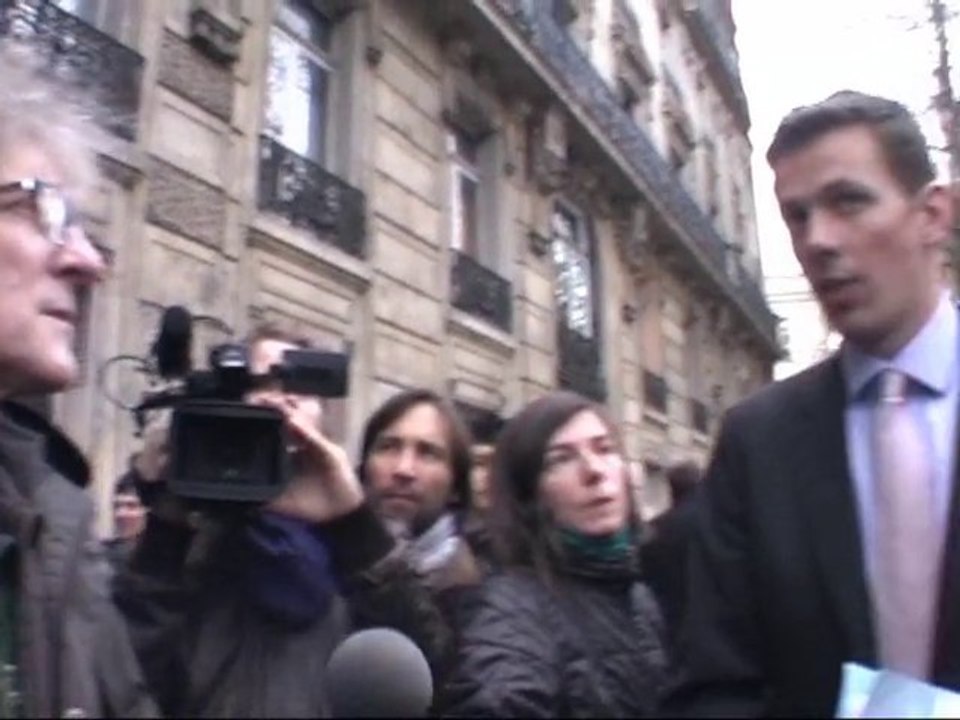 Galette des rois devant le Ministère