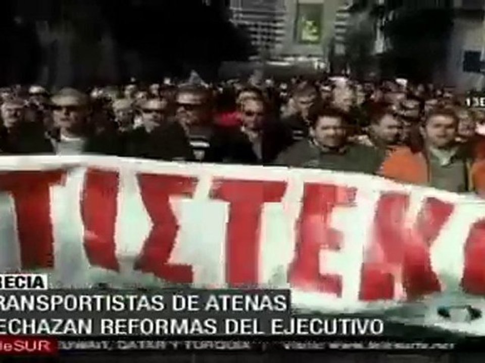 Huelga de transportistas paraliza Atenas