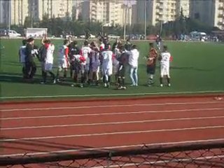 Futbolcuların Tribüne gelişi