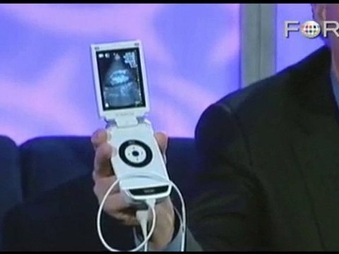 GE's CEO Jeff Immelt Unveils Portable Ultrasound Device