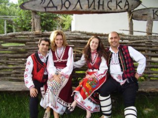 Фолк формация "Камчийска среща"