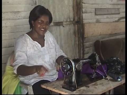 JOURNEE NAUTIQUE DE LA FEMME MALIMBA (Cameroun) ( SUITE)