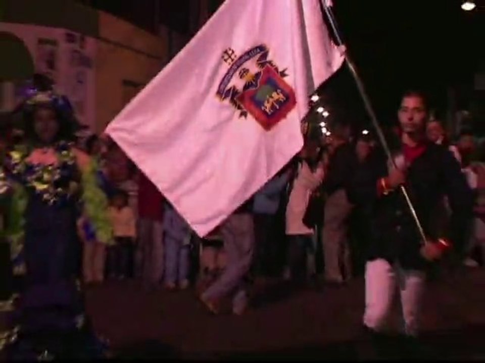 EL CARNAVAL DE LA PREPA ATOTONiLCO 2010 Parte 1