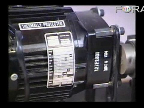 Arthur Ganson Exhibits 'Machine With Concrete'