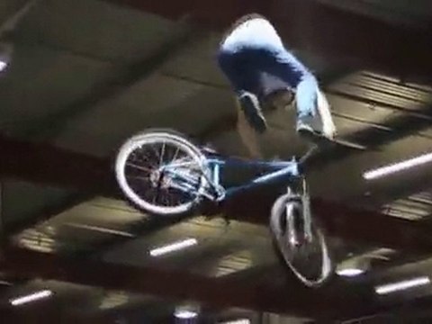 [MTB] Sam Pilgrim on NS Majesty at Corby [Goodspeed]