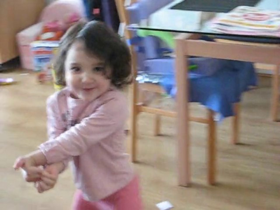 Loreen chante les bisounours