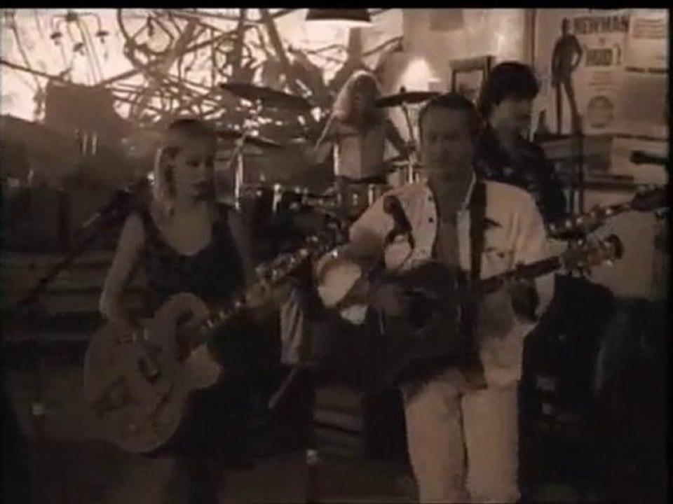 The Go-Betweens - Streets Of Your Town