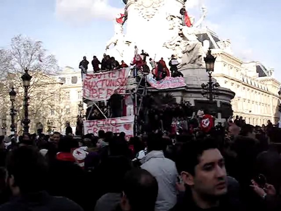 Manif Tunisie - Paris Place de la République