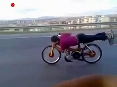 130 en mobylette sur autoroute