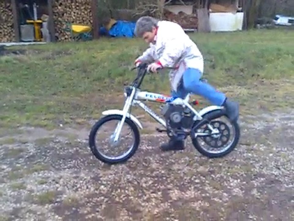 TEST Peugeot Country 50 cc, piloté par Gérard Spagli