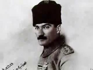SARI ZEYBEK Atatürk