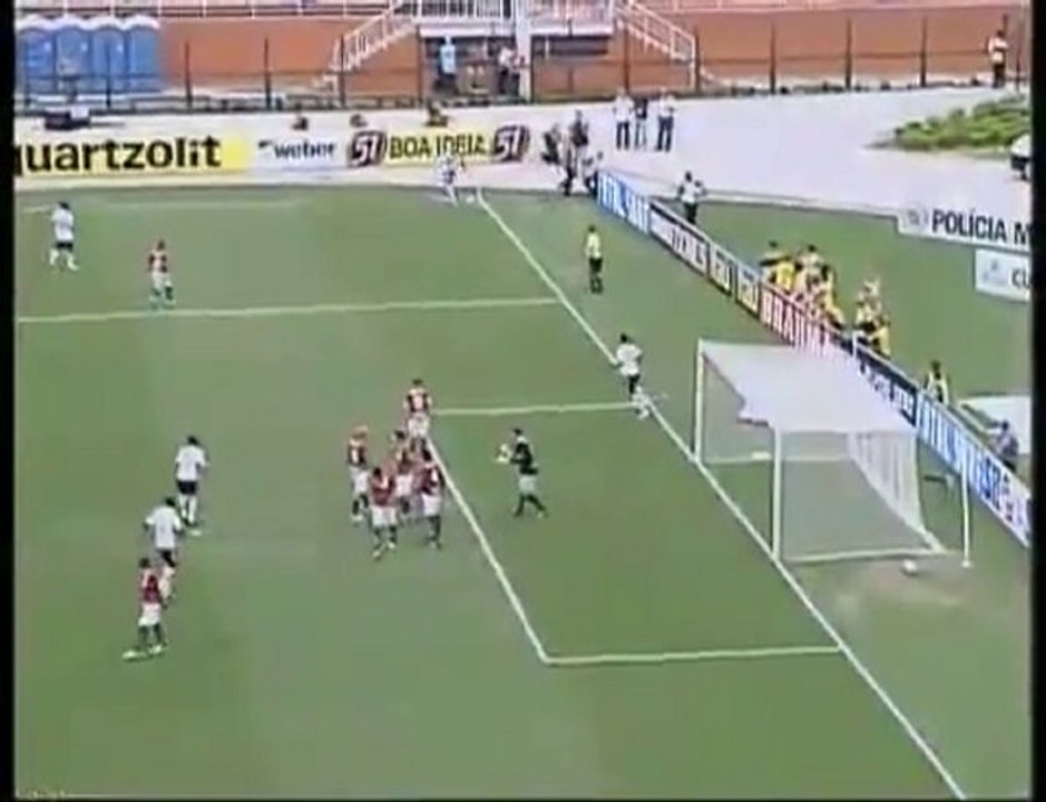 Incredible Roberto Carlos Corner kick goal v Portuguesa!
