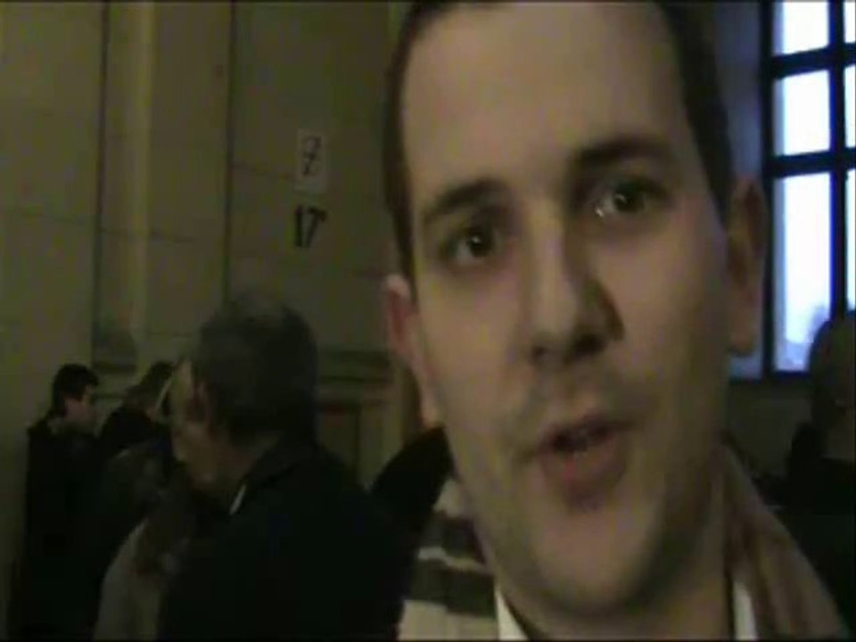 Christophe Bentz apporte le soutien des JPF à Eric Zemmour