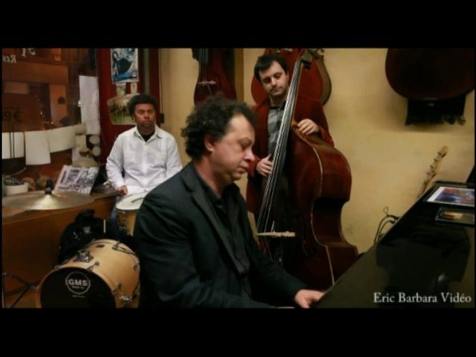 Ahmet Gulbay Trio chez Bruno Brette (Paris Contrebasses)