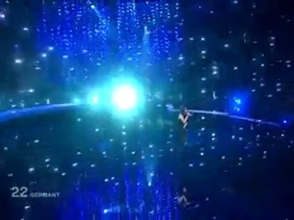 Eurovision 2010-Lena Meyer Landrut-Satellite