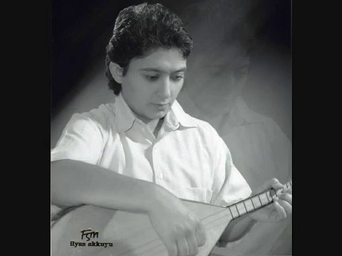 Güler Duman Islanmis Kirpiklerin BY OCF