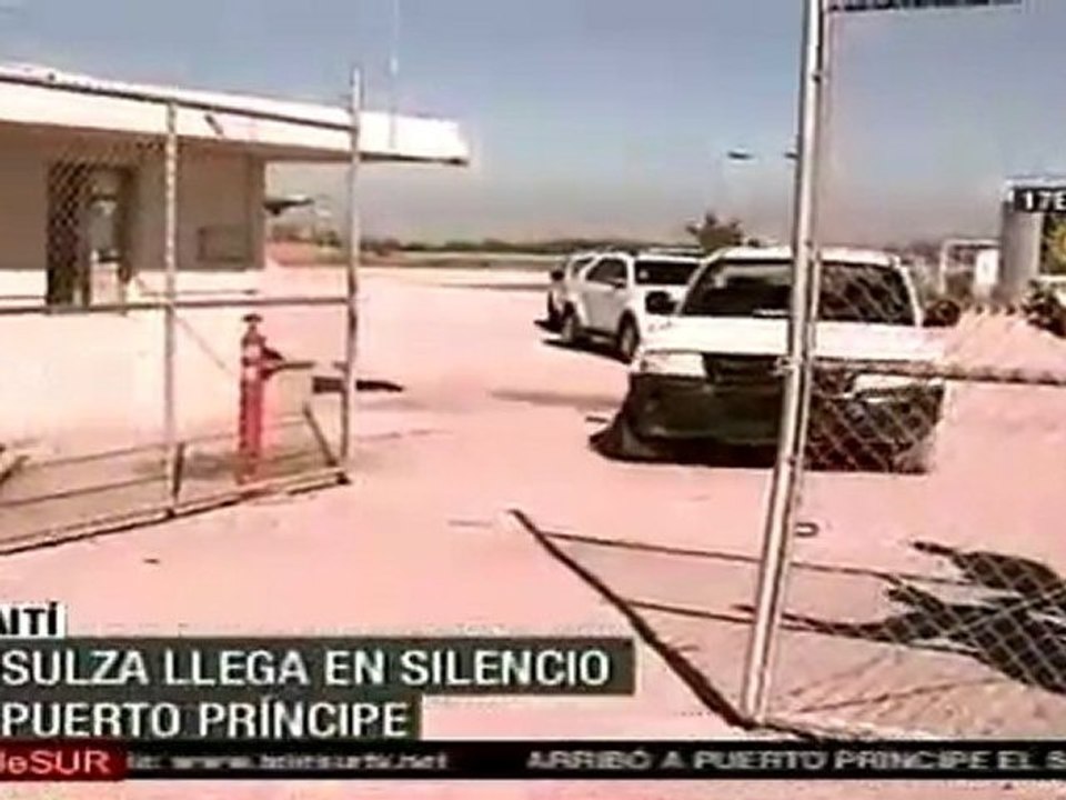 Insulza llegó a Haití, no hubo declaraciones