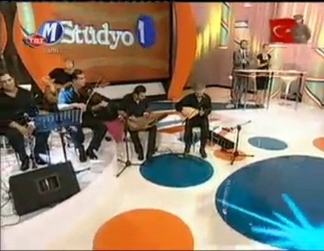Ömer Faruk Tekbilek - Seherde bir bağa girdim- TRT