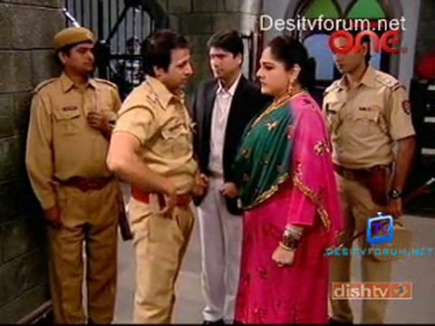 Humari Beti - 18th Jan 2011 - Pt4