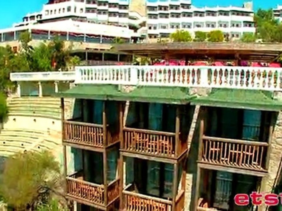 Green Beach Hotel