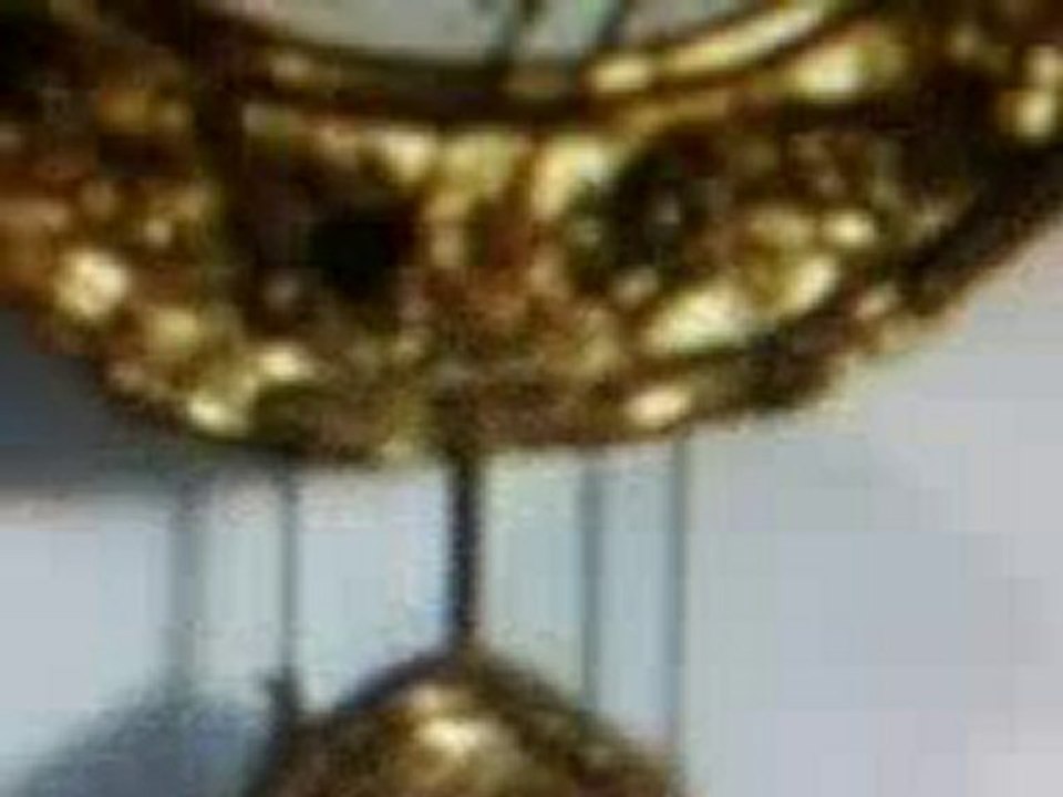 bir bouregba pendule trés ancien
