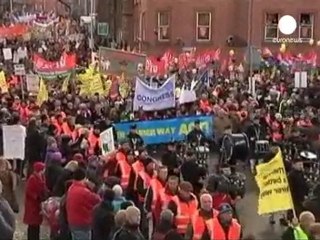 Irlanda. I verdi abbandonano Cowen