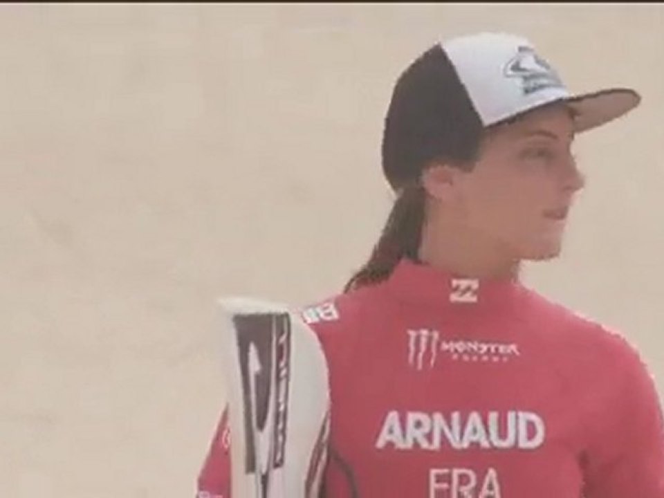 2010 Billabong World Junior Championships- Day 2 Girls Highlights