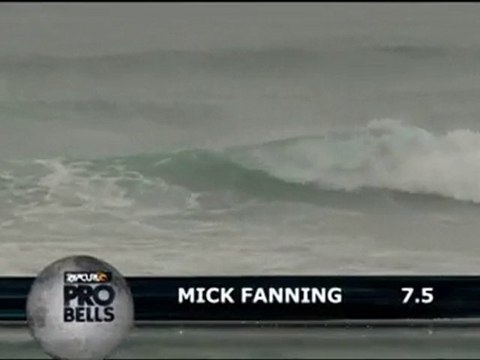Mick Fanning Defeats Taj Burrow, Advances Semis - 2010 Rip Curl Pro Bells Beach