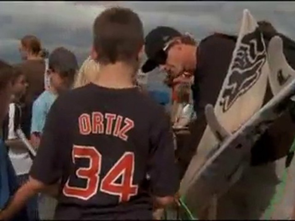 Waves of the day and Highlights from Rounds 3 and 4 - 2010 Rip Curl Pro Bells Beach