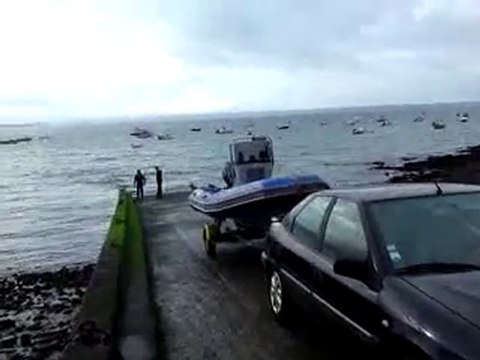 Bateau,mise à l'eau narwhal 520HD