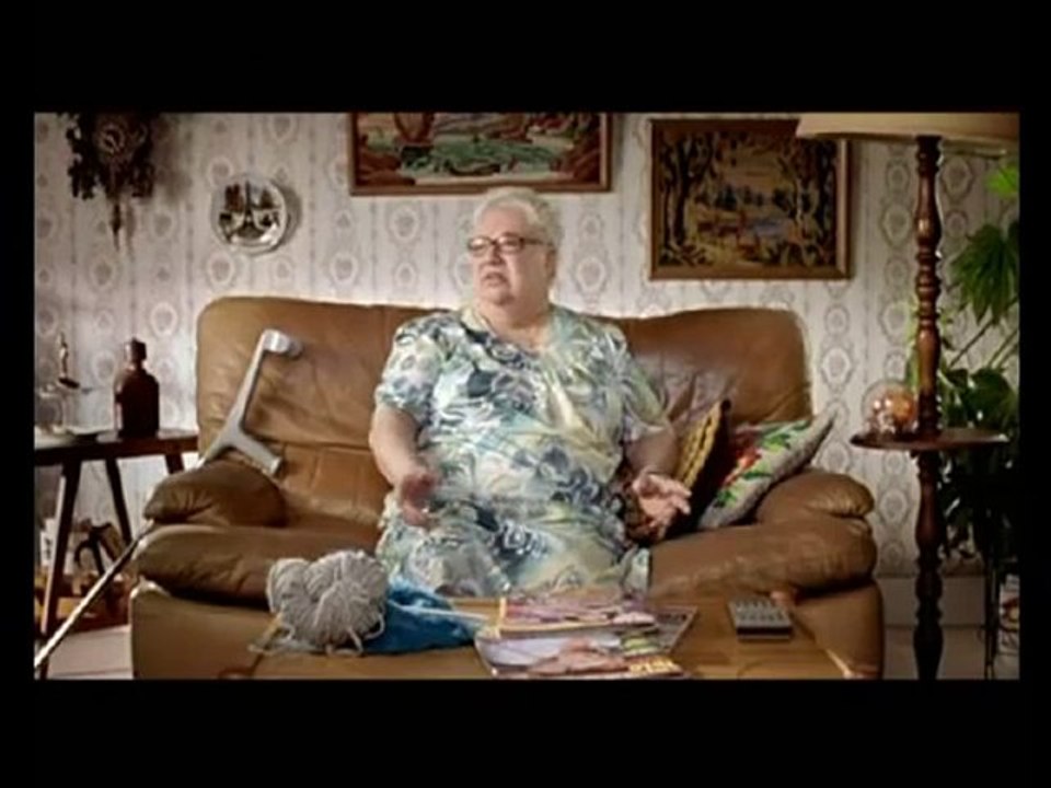 les vielles racontent une blague