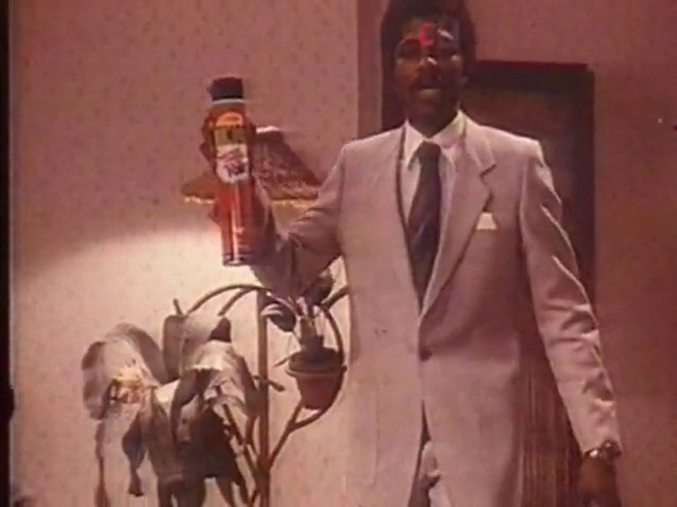 Le spray anti-moustique qui fait danser ! / Timor