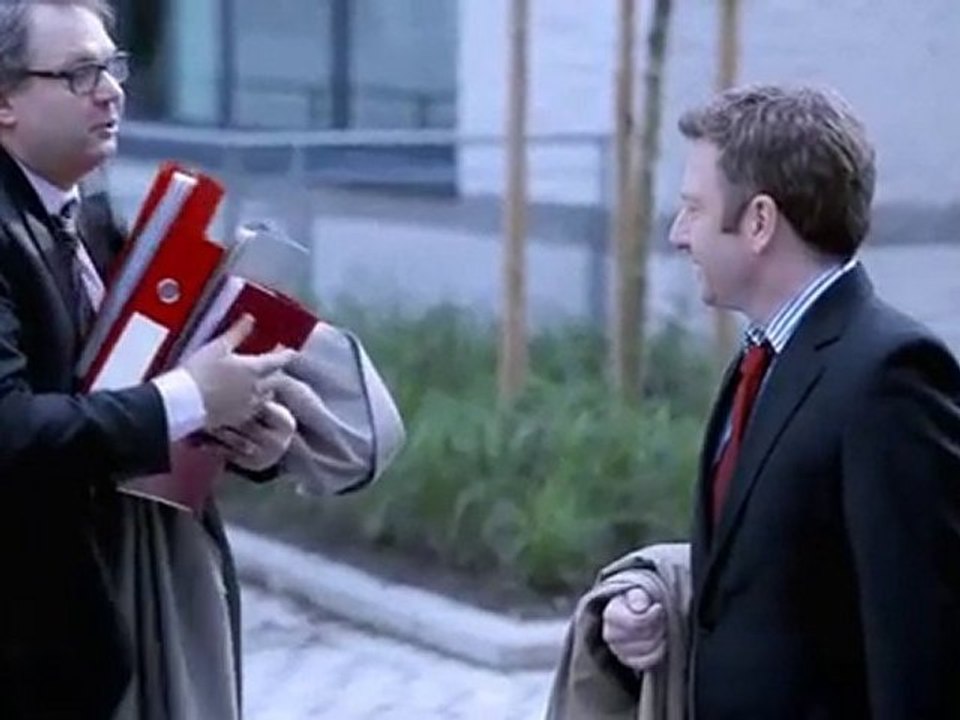 SFR Business Team - Le Forum - Qui s'occupe de moi ?