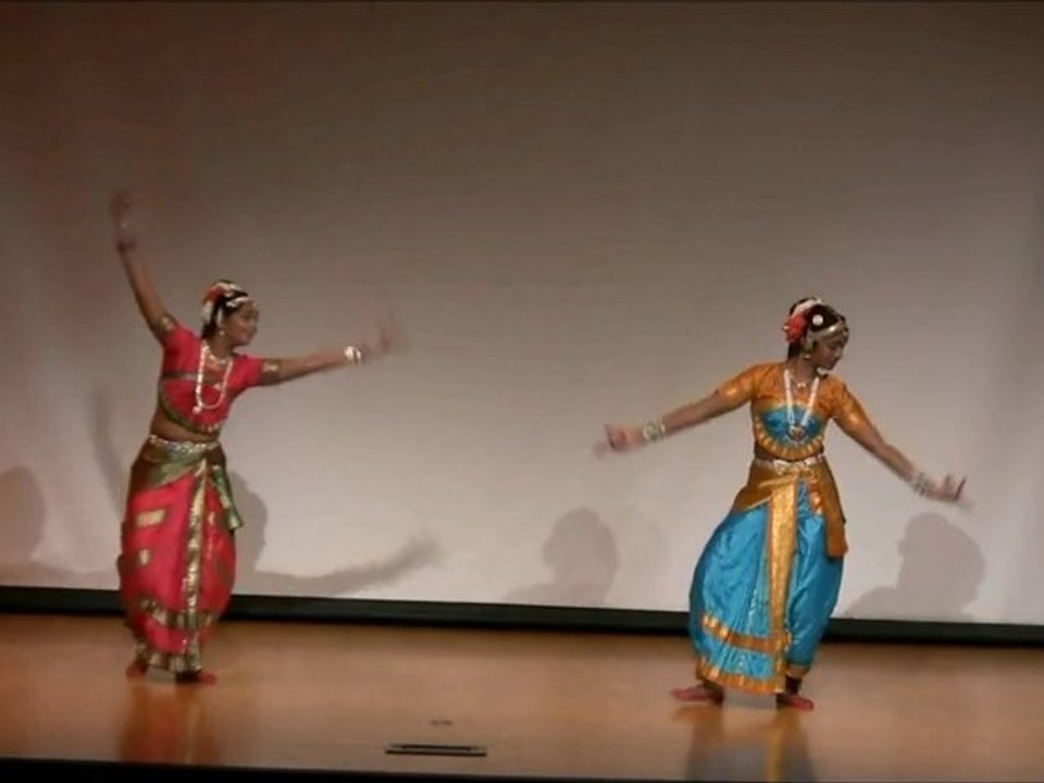 Classical Dance by Vinootna & Vijitha Kantety