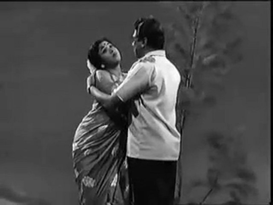 Gnayeru Enpathu