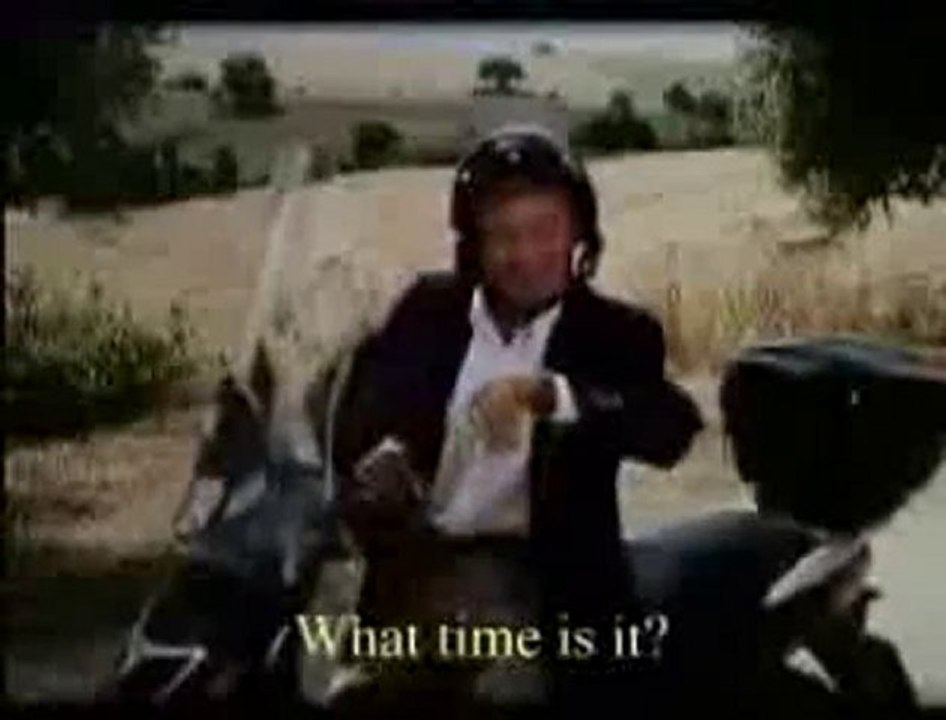 A demonstration of how they tell the time in Italy
