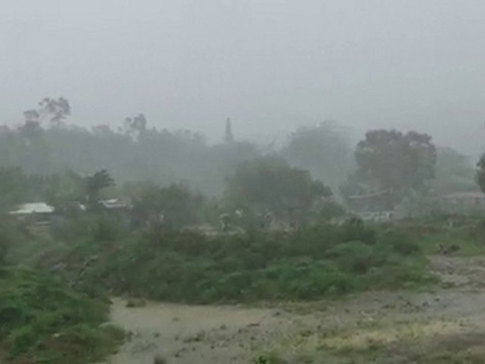cyclone Vania