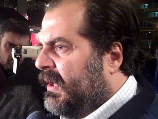 Nikos Pateras sta Prasina Nea