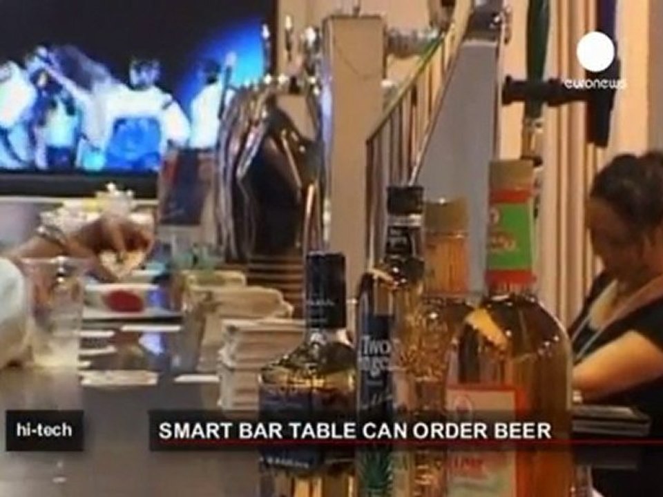 Hong Kong, il Bar diventa virtuale