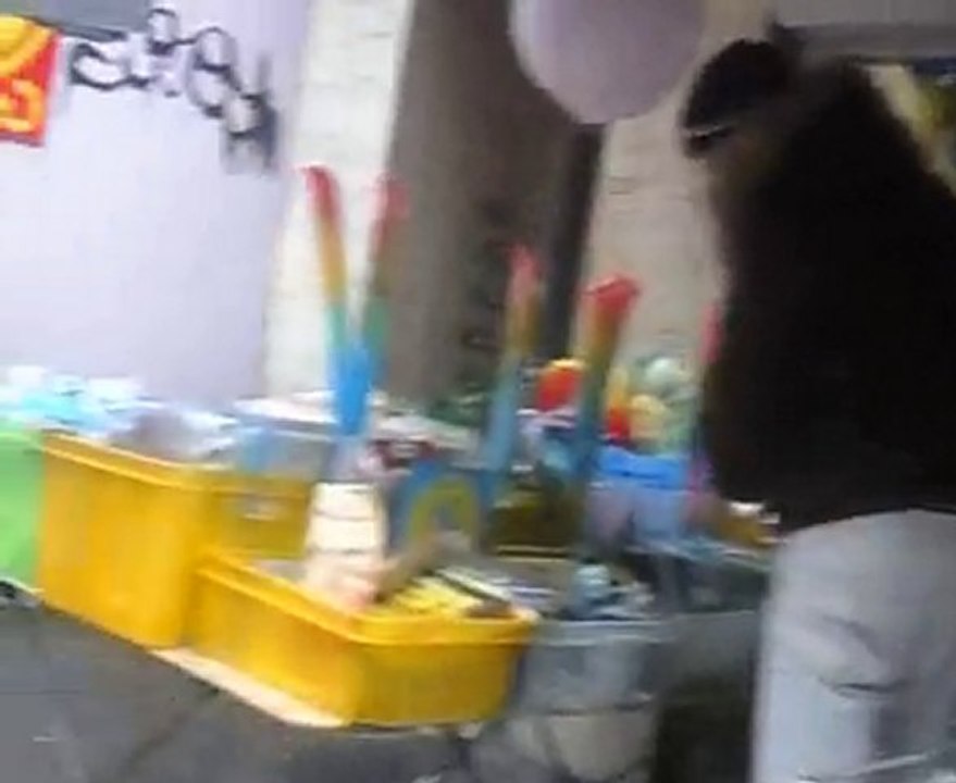 بروكسل :  Chaussee de gand  شارع تجاري بامتياز