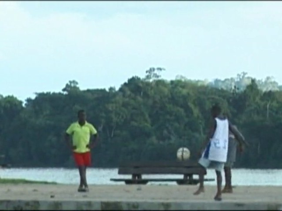 lui et lui en Guyane (doc-57mn-2006)