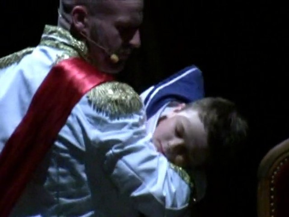 Ils font Attiches. Stéphane Decoster.