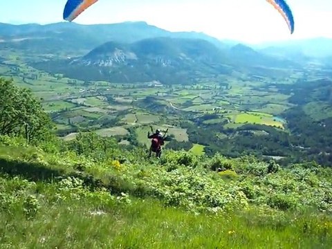 décollage Baptême biplace site de vol libre de Buc Est