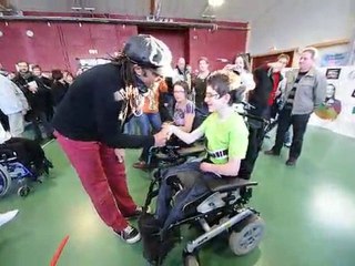 Yannick Noah de passage à Savigné-l'Evêque (Sarthe) 2/2